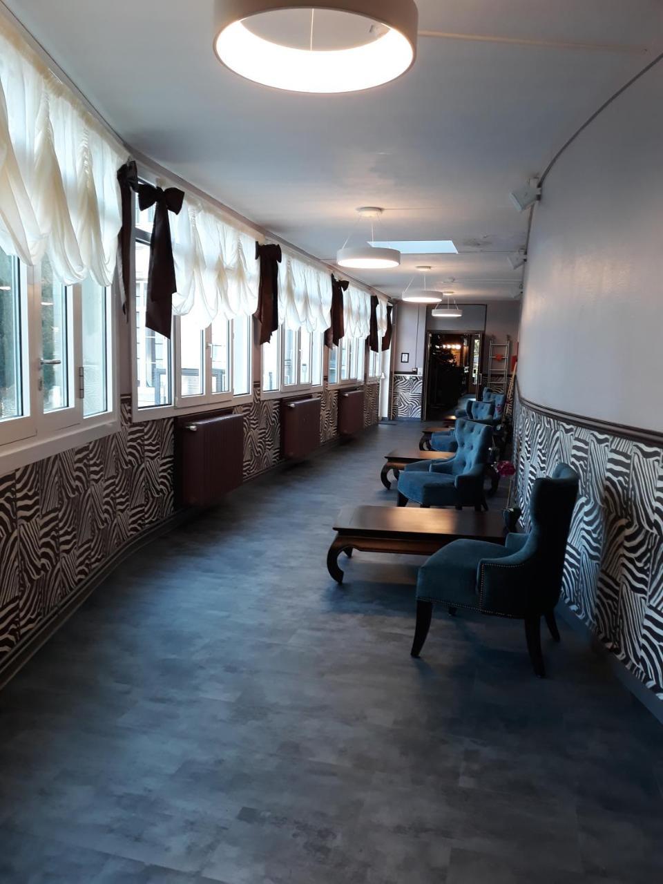 Hostellerie De La Quenoeuille Маркиз Екстериор снимка
