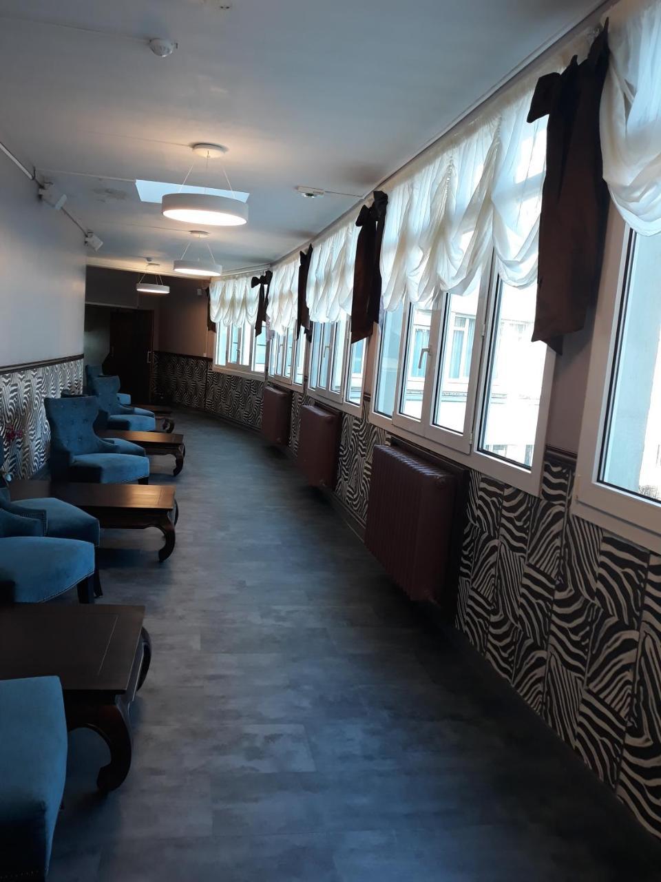 Hostellerie De La Quenoeuille Маркиз Екстериор снимка