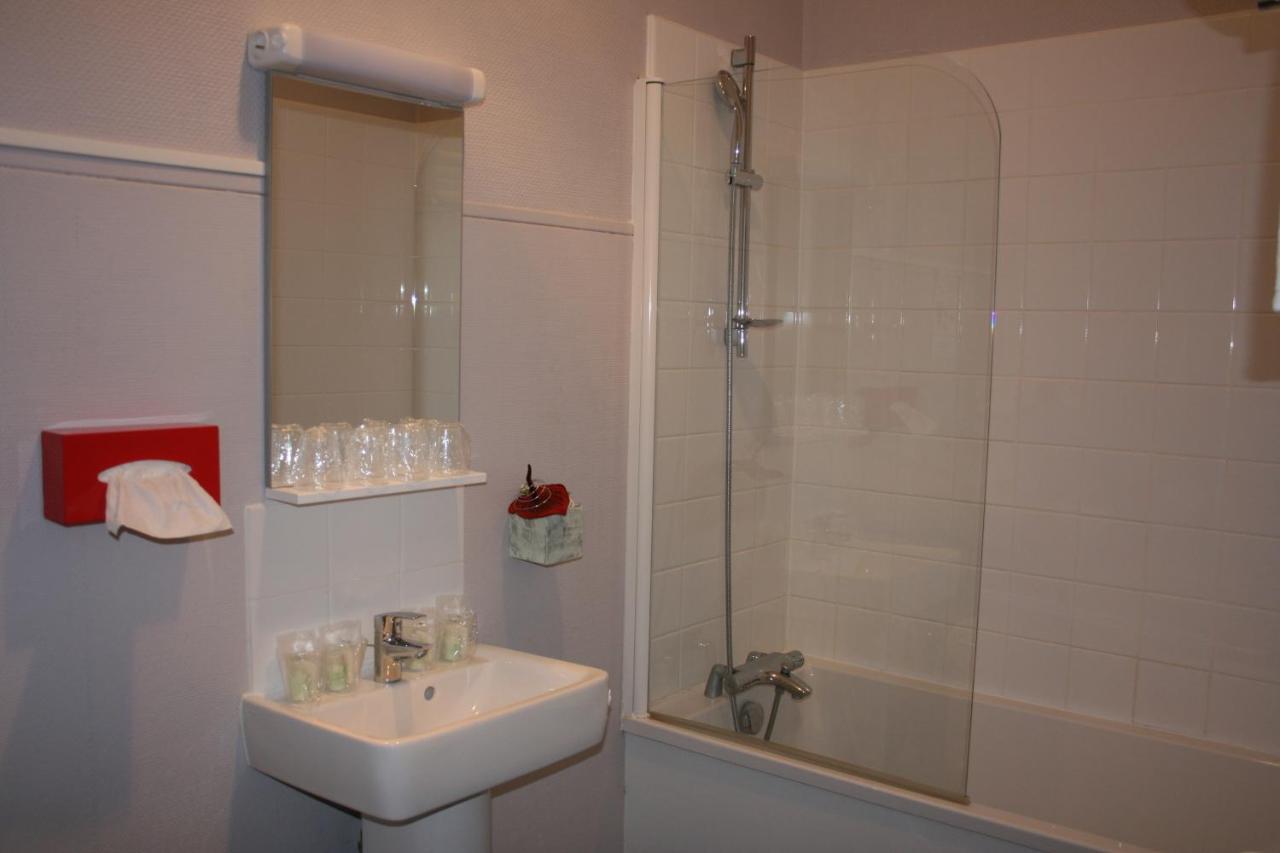 Hostellerie De La Quenoeuille Маркиз Екстериор снимка