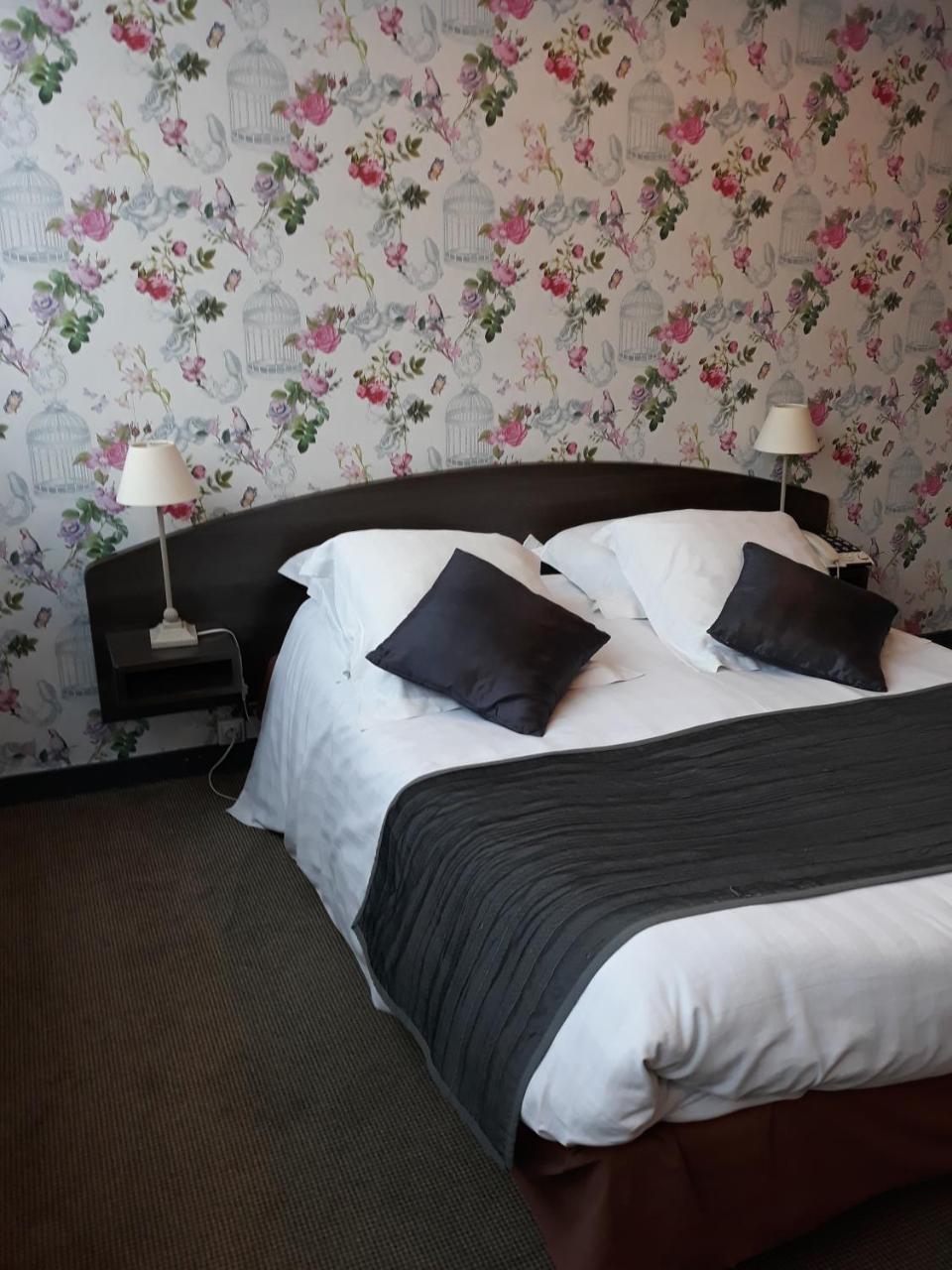 Hostellerie De La Quenoeuille Маркиз Екстериор снимка