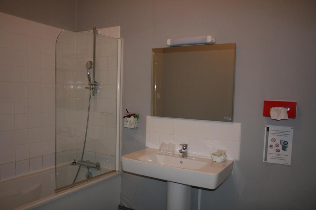 Hostellerie De La Quenoeuille Маркиз Екстериор снимка