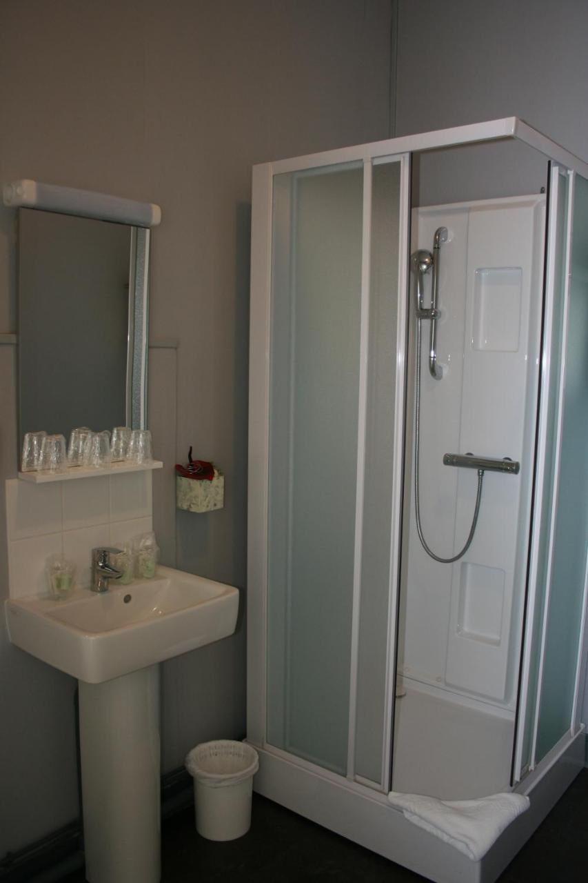 Hostellerie De La Quenoeuille Маркиз Екстериор снимка